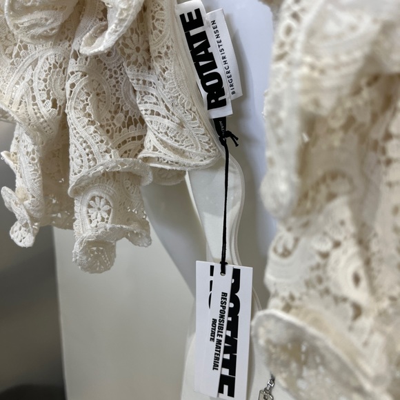 Rotate Birger Christensen Carmen Lace Trimmed Cotton Bodysuit in white - Picture 6 of 8